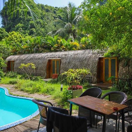 Catba Backpackers Hostel & Pool Bar Chan Chau ภายนอก รูปภาพ