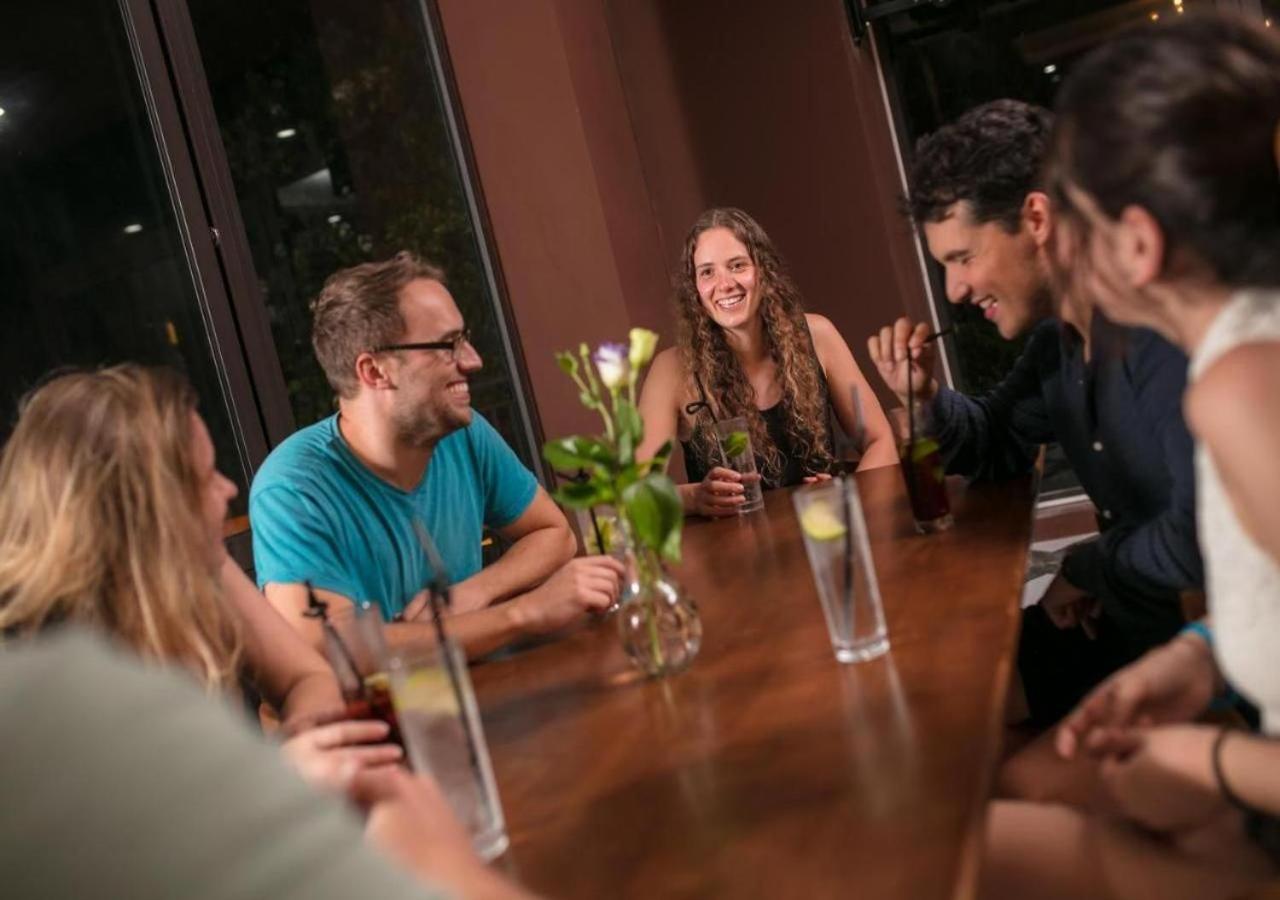 Catba Backpackers Hostel & Pool Bar Chan Chau ภายนอก รูปภาพ