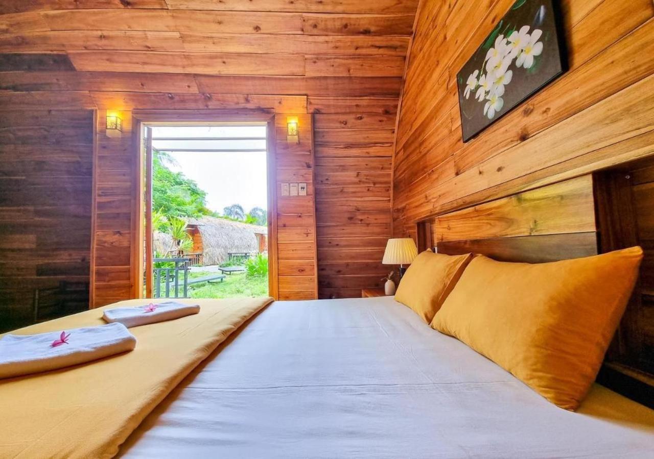 Catba Backpackers Hostel & Pool Bar Chan Chau ภายนอก รูปภาพ